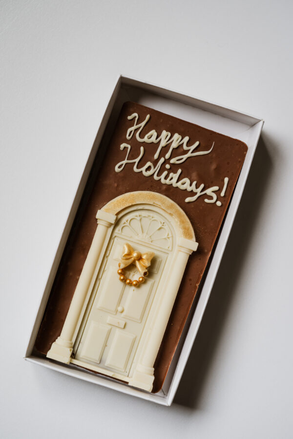 Festive Large Chocolate Card | Milk chocolate with spices and toffee pieces | 100g - Image 3